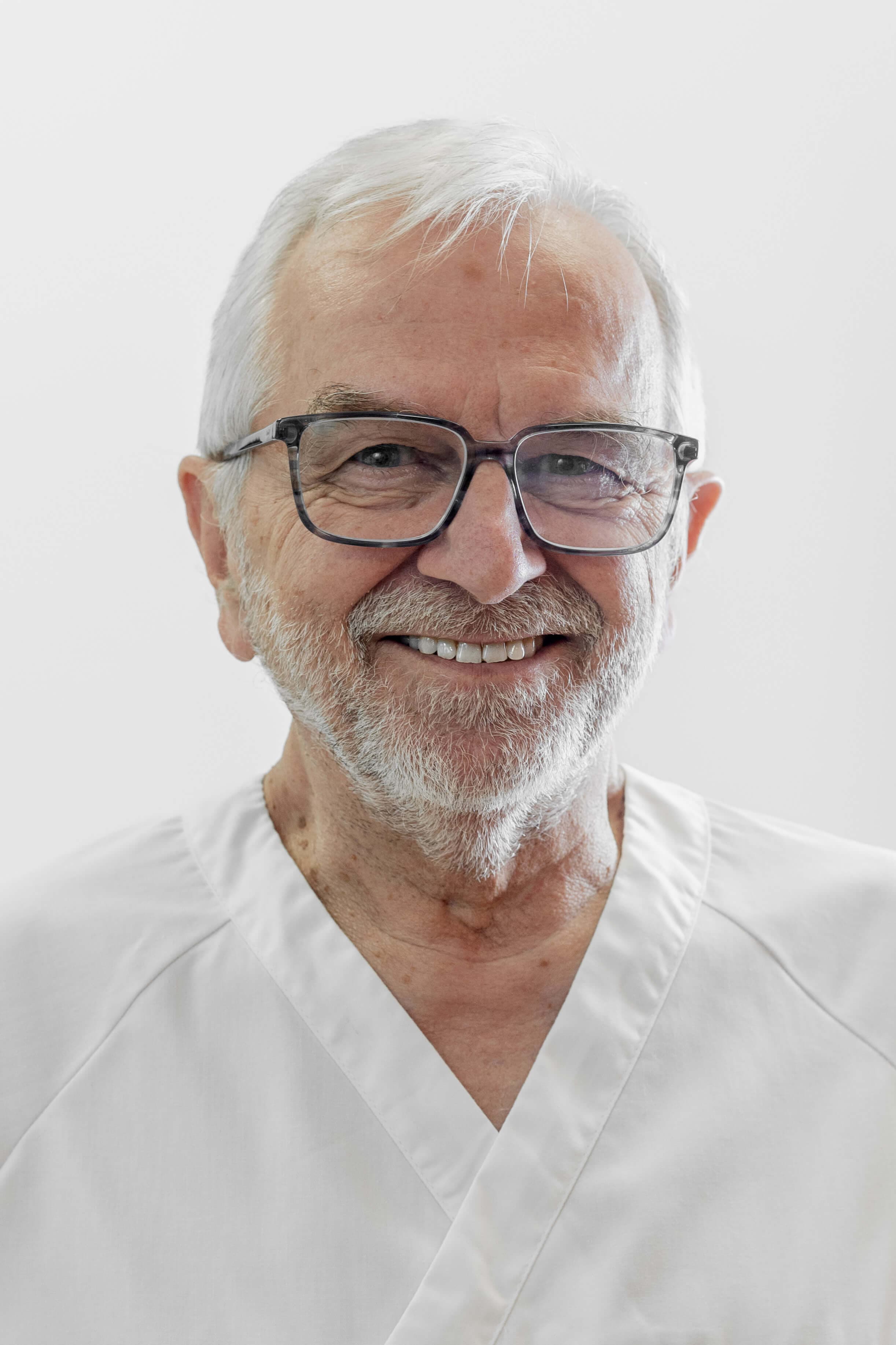 Prof. MUDr. Štefan Hrušovský, CSc., Dr.SVS